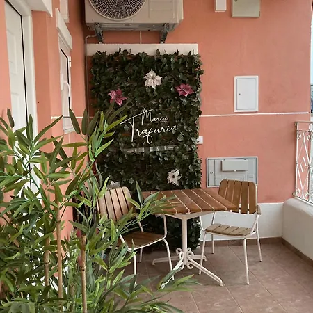 Maria House * Trafaria