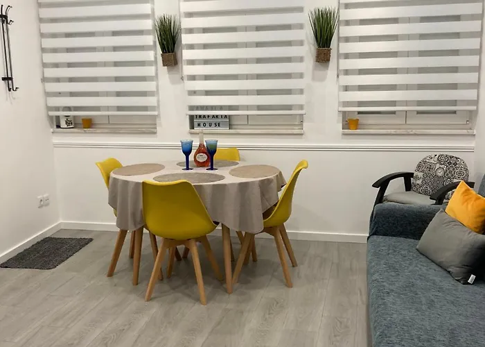 Maria House * Trafaria